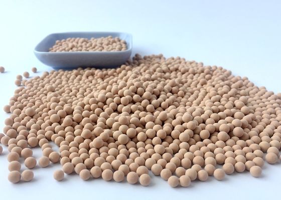 Qualität  Cylindrical Shape 13X Molecular Sieve Desiccant 2 - 3mm Pore Size Fabrik