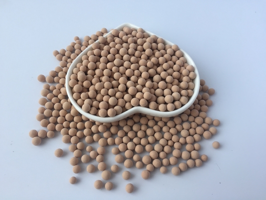 Zylindrische Form Zeolith 13X HP für effektive Adsorption Zerkleinernsfestigkeit ≥20N